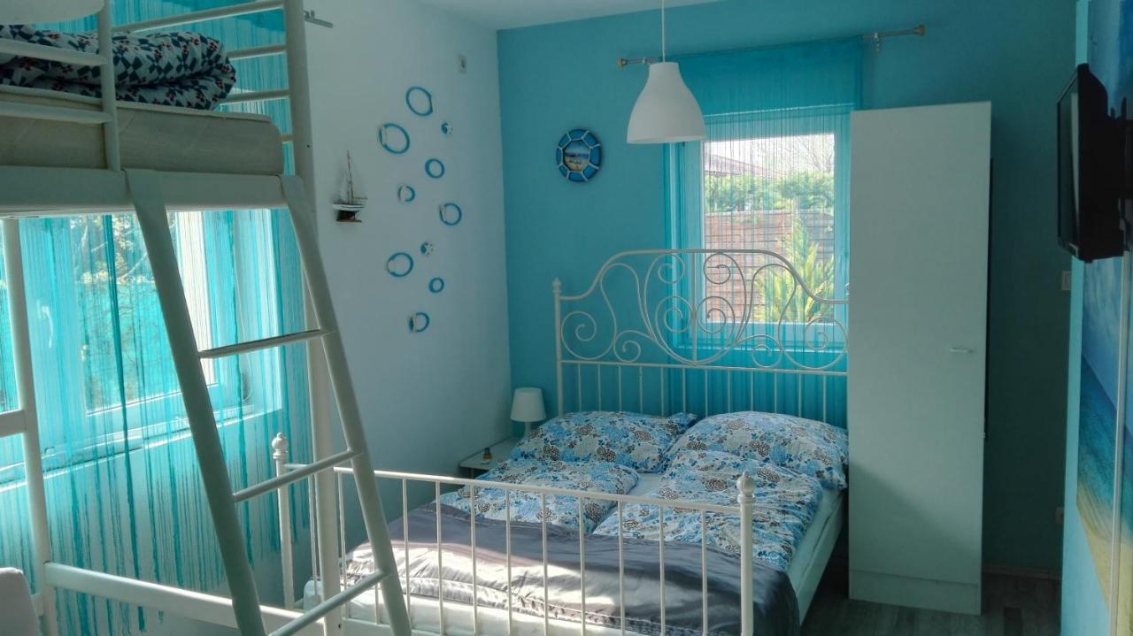 Sunshine Apartman Appartamento Siófok Esterno foto